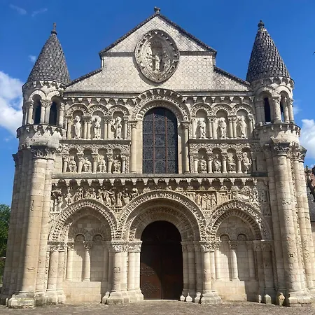 La Galerie, Et Pop Et Chic ! פואטייה
